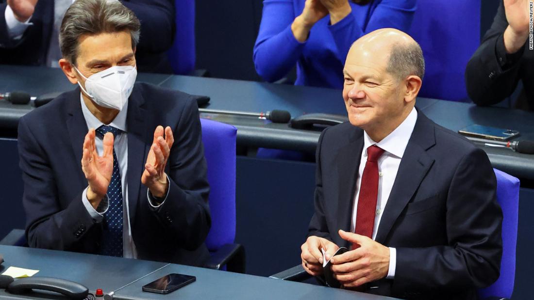 大統領はドイツの新首相、オラフ・ショルツを祝福した